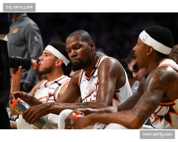 深度回顾NBA经典对决瞬间 揭秘每场比赛背后的精彩时刻